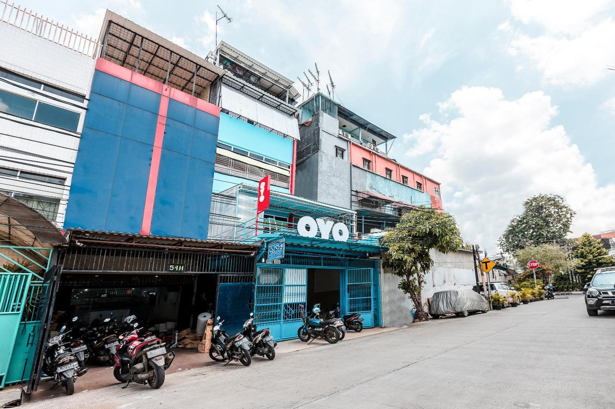Oyo 478 Balcon Biru Hotel Jakarta Luaran gambar