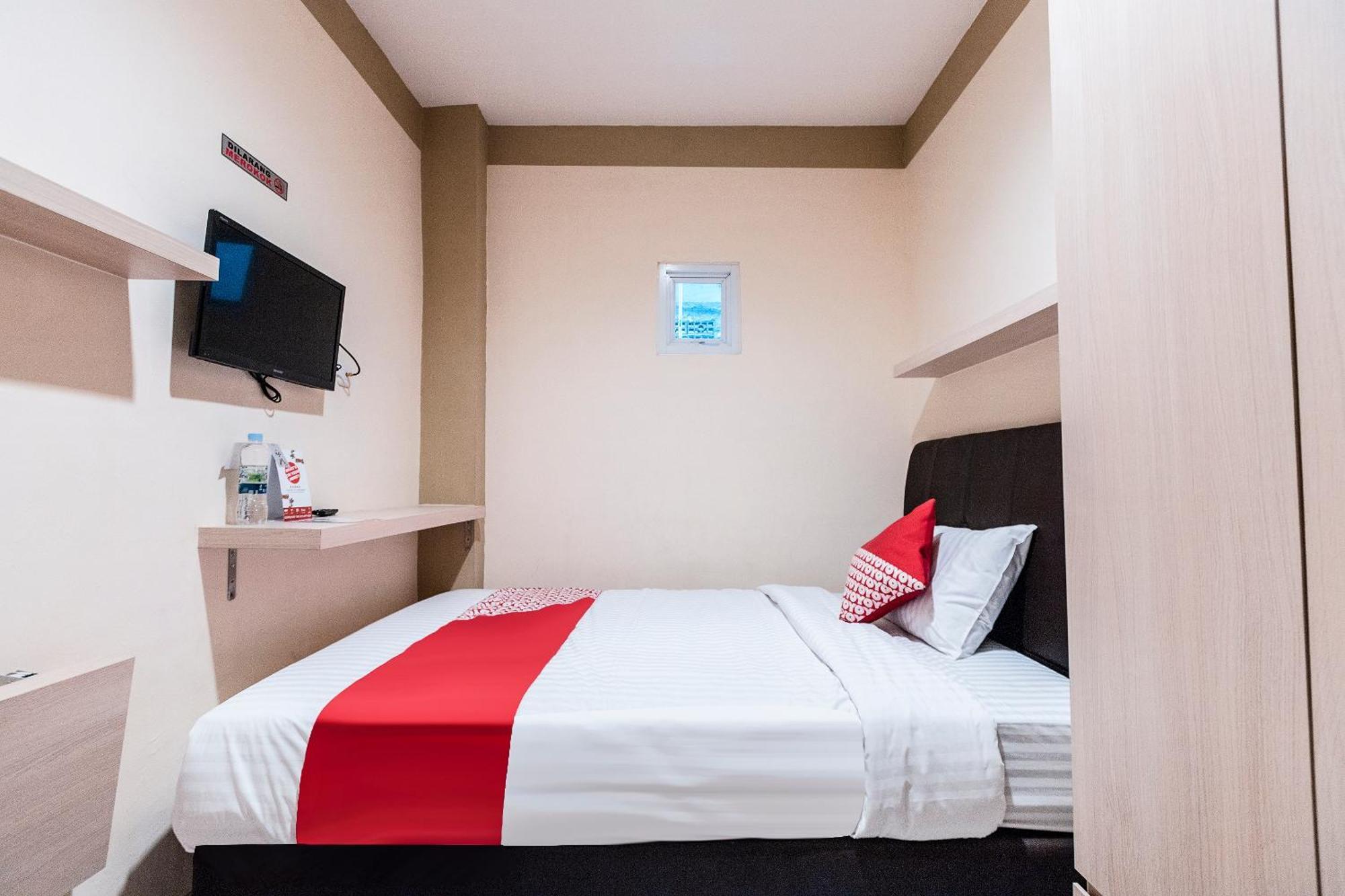 Oyo 478 Balcon Biru Hotel Jakarta Luaran gambar