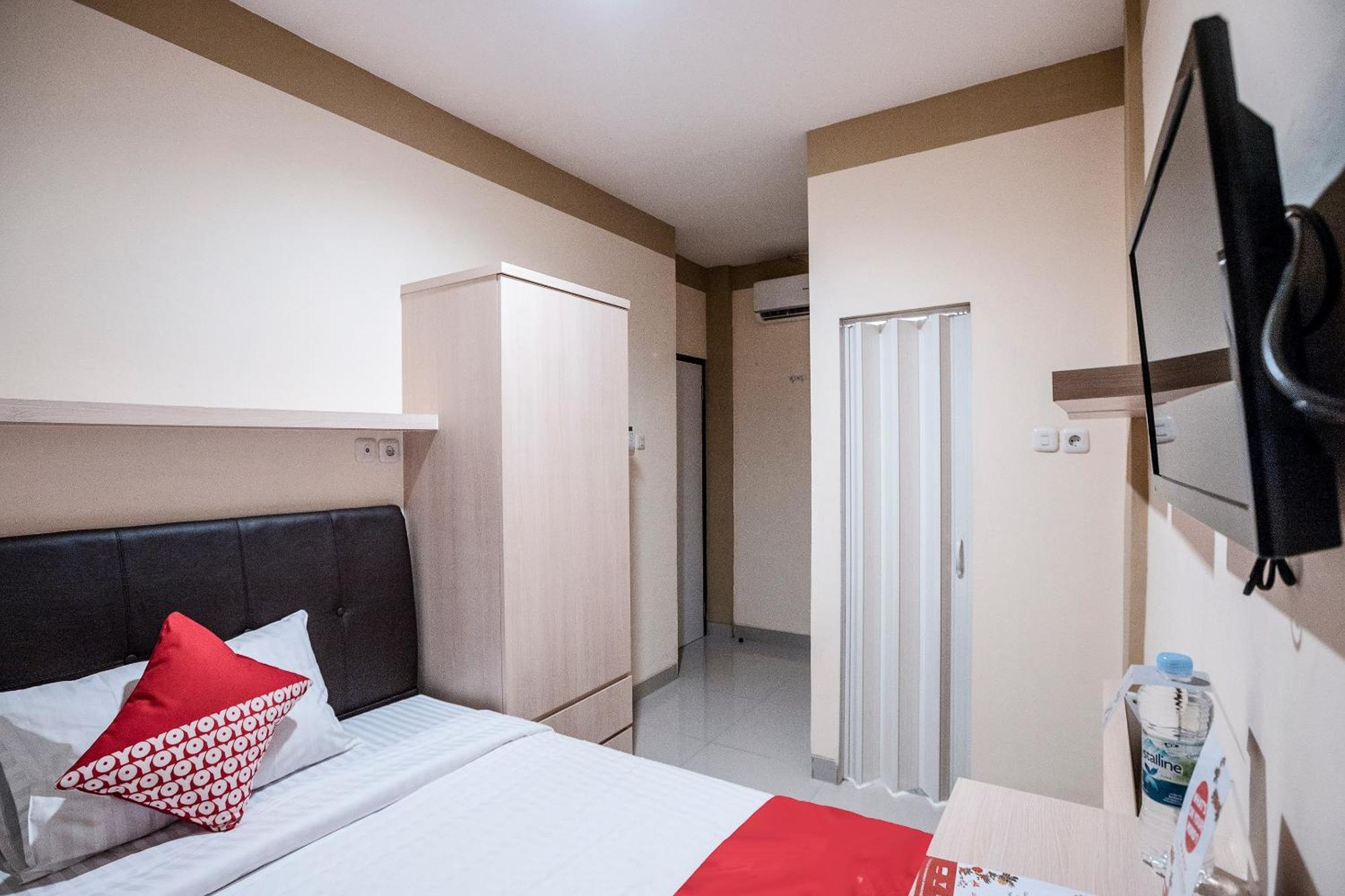 Oyo 478 Balcon Biru Hotel Jakarta Luaran gambar
